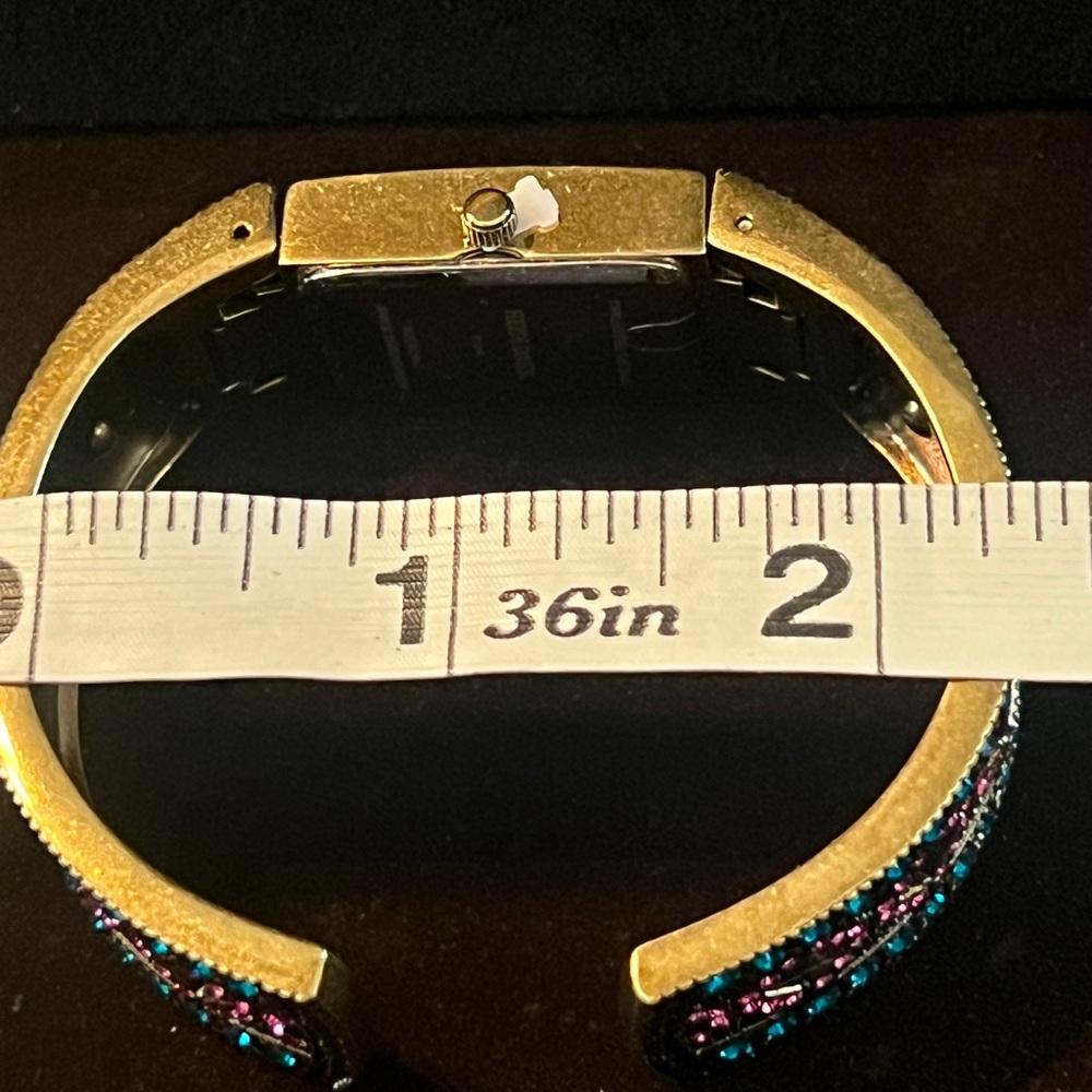 Heidi Daus crystal cuff watch hinged bracelet NIB - Picture 8 of 11